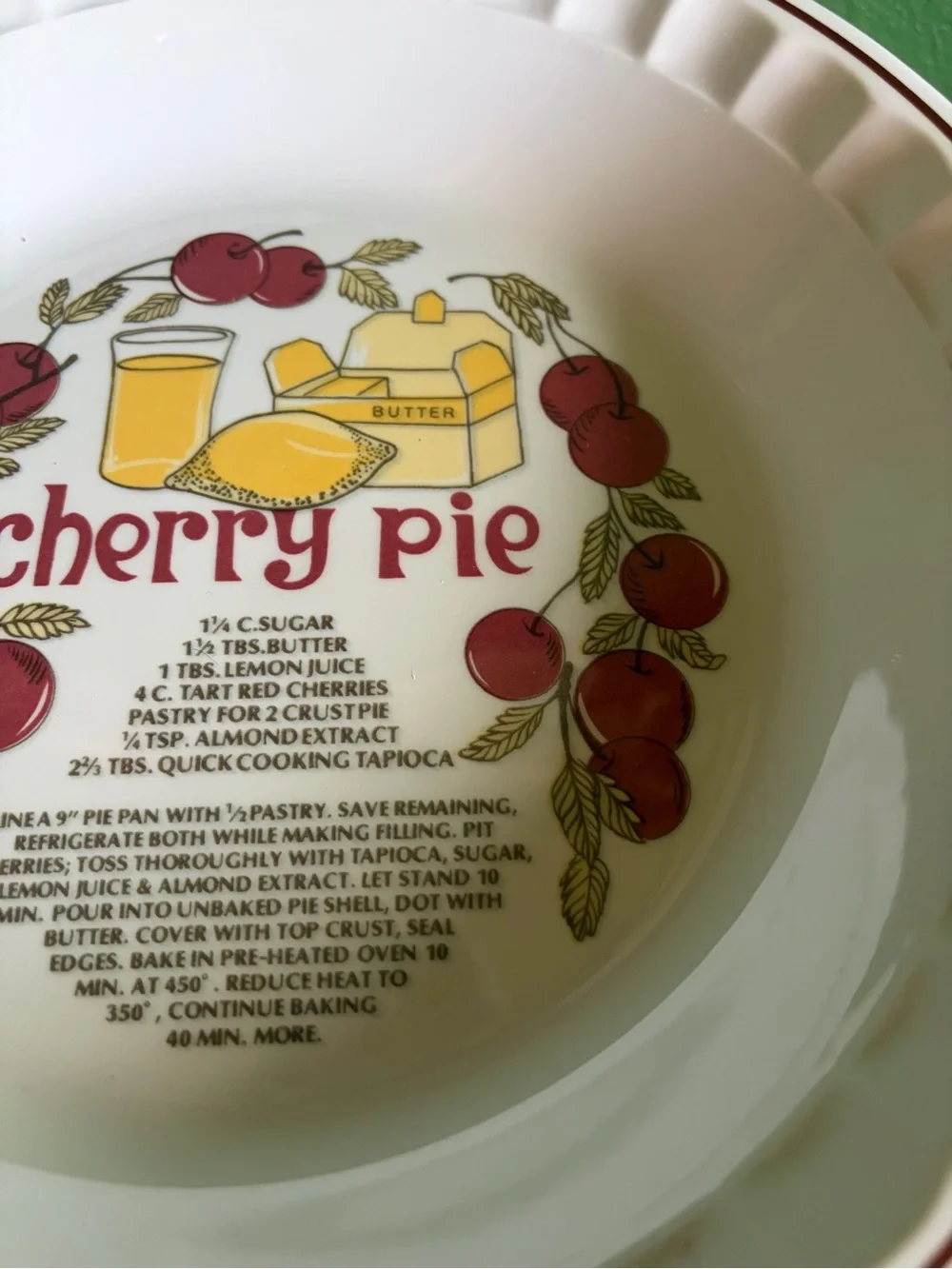 Vintage Hankook Korea ceramic deep-dish Cherry Pie Plate